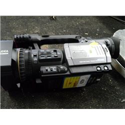 PANASONIC 3CCD DIGITAL CAMERA {print sequence} 51071, S868588