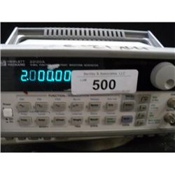 HP 33120A 15MHZ FUNCTION/ARBITARY WAVEFORM GENERATOR
