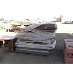 LOT: OFFICE PARTITION PARTS