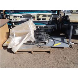 LOT: MISC METAL