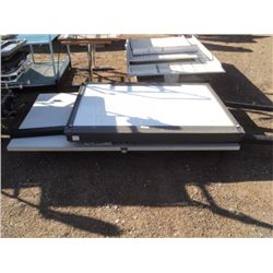 LOT: DOORS W/ WHITEBOARD