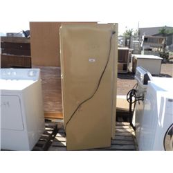 NO NAME REFRIGERATOR