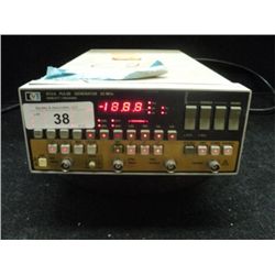 HP 8112A PULSE GENERATOR