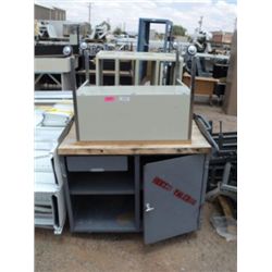 4 WHEEL METAL CART & DESK