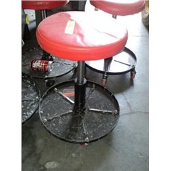 CRAFTSMAN STOOL ROLL-A-ROUND