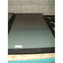 SAMSUNG 40" FLAT SCREEN LCD/TV