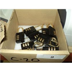 SMALL BOX: MASTER LOCK COMBO LOCK