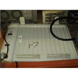 DAYTON SMALL OIL HEATER