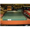 Image 1 : 18" PAPER CUTTER
