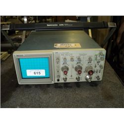 TEKTRONIX 2215 60MHZ OSCILLOSCOPE