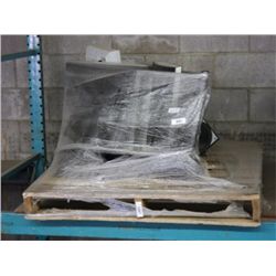 PALLET: 7 LCD MONITORS, 7X MONEY