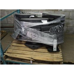 PALLET: 13 LCD MONITORS, 13X MONEY