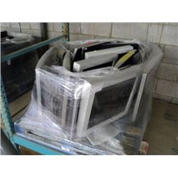 PALLET: 14 LCD MONITORS, 14X MONEY