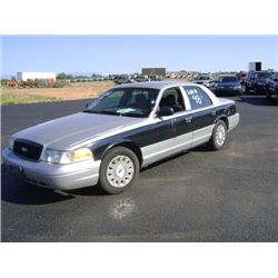 2004 Ford Crown Victoria 129,425 MILES