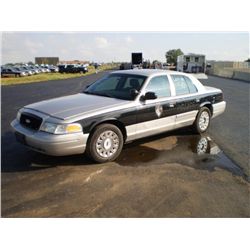 2005 Ford Crown Victoria 104,519 MILES