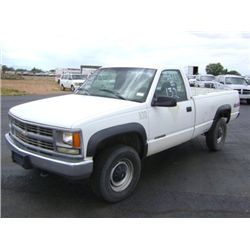 1998 Chevrolet K2500 Pickup 160, 569 MILES