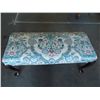 Image 1 : Bow Leg Upholstered Bench Queen Ann Legs
