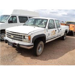 1999 Chevrolet K3500 Pickup 310,37 Miles
