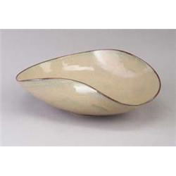 NATZLER bowl, asymmetrically-folded and cover