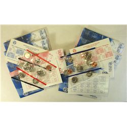 ( 10 ) 1999 U.S. MINT SETS IN NICE ORIGINAL PACKAGING