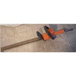 22" Black & Decker Hedge Trimmer