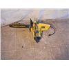 Image 1 : Mcculloch 12" Sprocket Tip Electramac Chainsaw