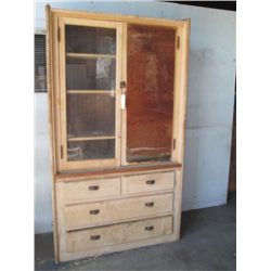 4 Drawer 2 Door, 3 Shelved Barn Hutch