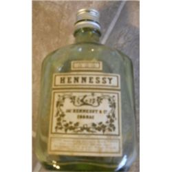 Hennessy  4/5 Pint Bottle    (empty)