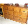 Image 1 : Maple 6 drawer dresser