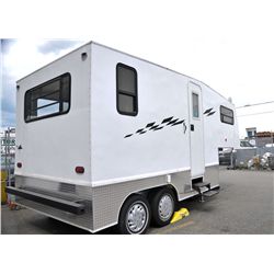 1998 Ubuilt 22F 5th wheel with propane tank