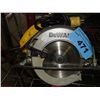 Image 1 : Dewault circular saw