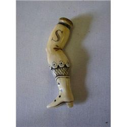 ET0503120124 Prisoner of War Scrimshawed Pipe Tamper in