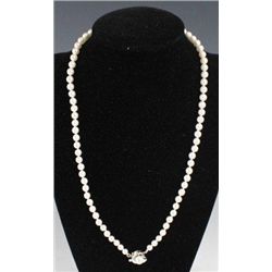 ET0503120054 LADIES PEARL NECKLACE W/ 14K WHITE GOLD CL