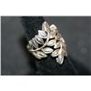 Image 2 : Sterling Silver Leaf Pattern Ring