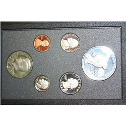 1983-S US Mint Prestige Proof Set W/Commerative Olympic $1 Coin