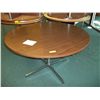 Image 1 : TABLES & STEPPERS