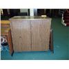 Image 11 : TABLES & CABINET