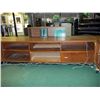 Image 6 : TABLES & CABINET