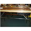 Image 3 : STEPPERS & TABLES