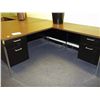 Image 1 : DESK & TRASHCANS
