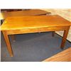 Image 6 : DESKS & TRASHCAN