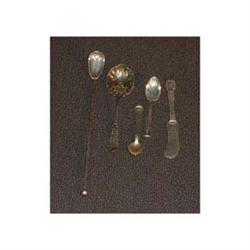 Miscellaneous lot of sterling flatware: Six b