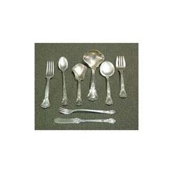 Gorham "Chantilly". Seventeen teaspoons, suga