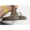 Image 5 : BASE SIGNED HANDEL - 16" LEADED SHADE - ALL GOOD