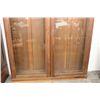 Image 2 : LOVELY OAK DOUBLE DOOR BOOKCASE - NEEDS SHELVES