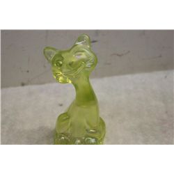 FENTON CAT - SIGNED F.A.G.C.A. - FENTON ART GLASS COLLECTORS OF AMERICA - MINT