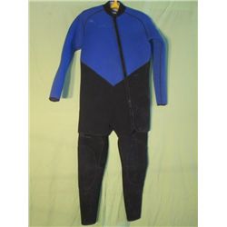 2 Piece Blue And Black Wet Suit