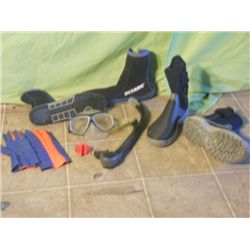 Size 11 Oceanic Booties, Gloves, Snorkel & Mask,