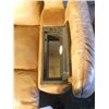 Image 3 : 2 Lazy Boy Vibrating & Heated Massage Chairs W/