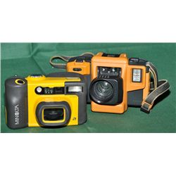 2 water proof cameras